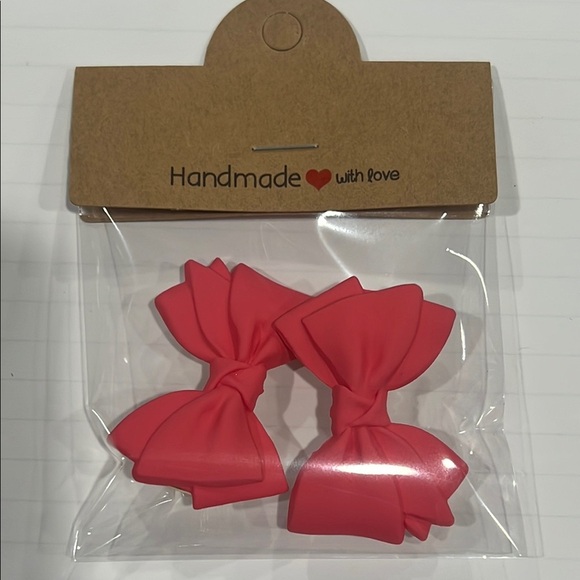 Dark Pink Clay Bow Hair Clips - Picture 4 of 4